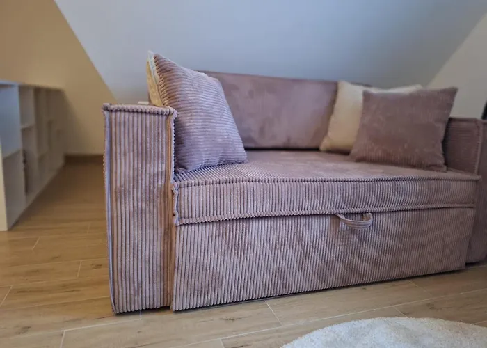 Lenka Duplex Hill アパート